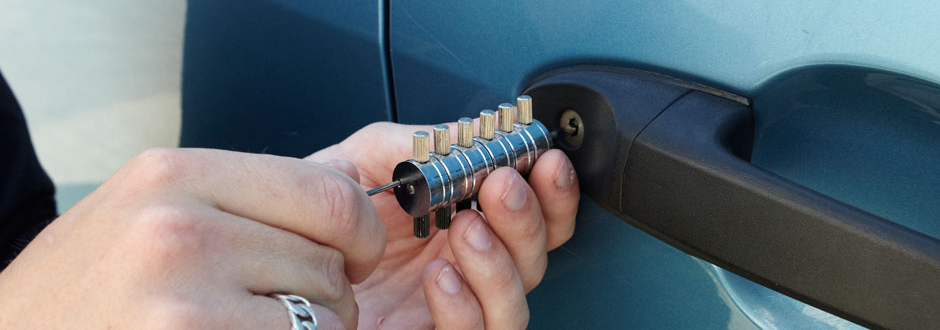 auto locksmith